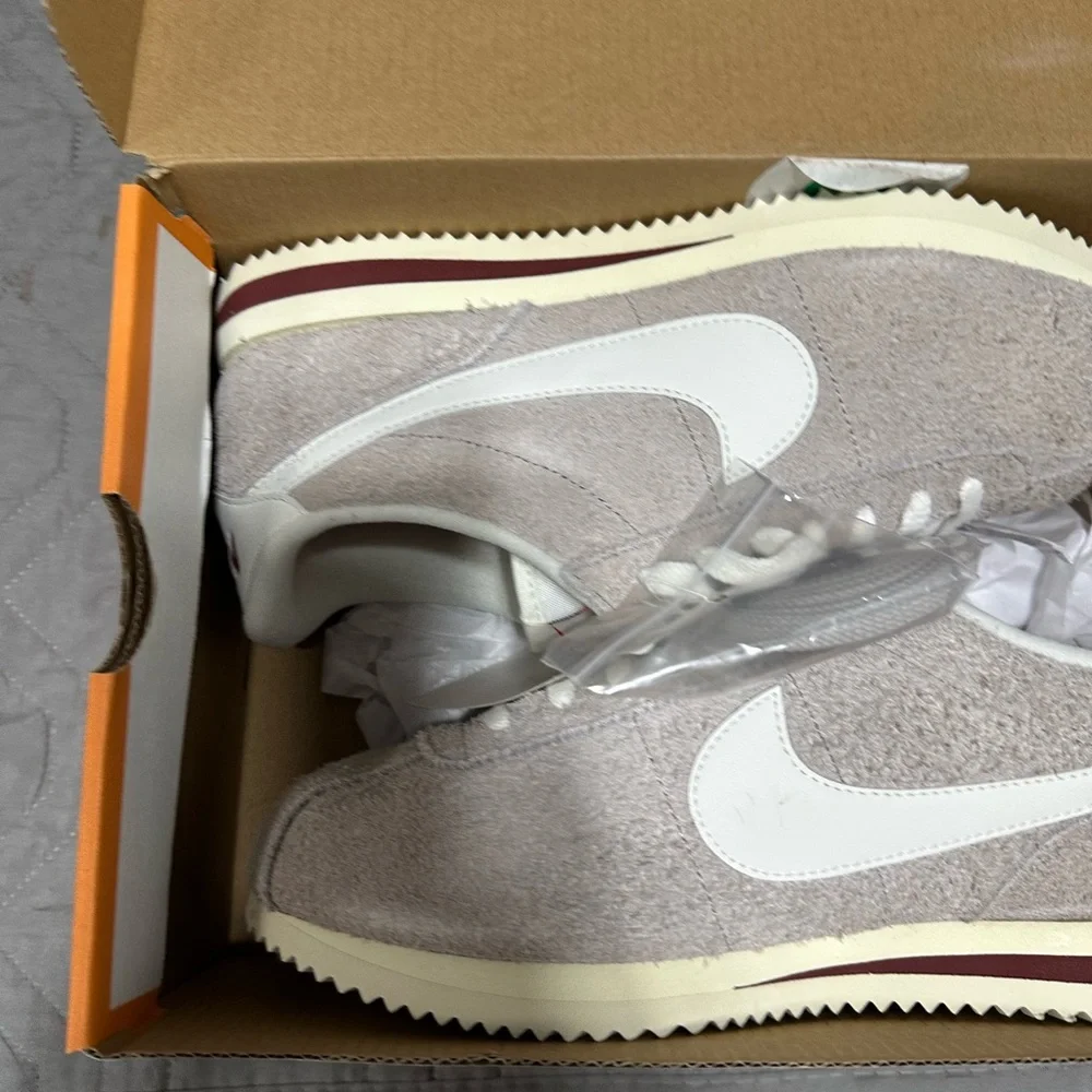 CLOSET CLOSING MENS NIKE CORTEZ SE NIB - Picture 3 of 5